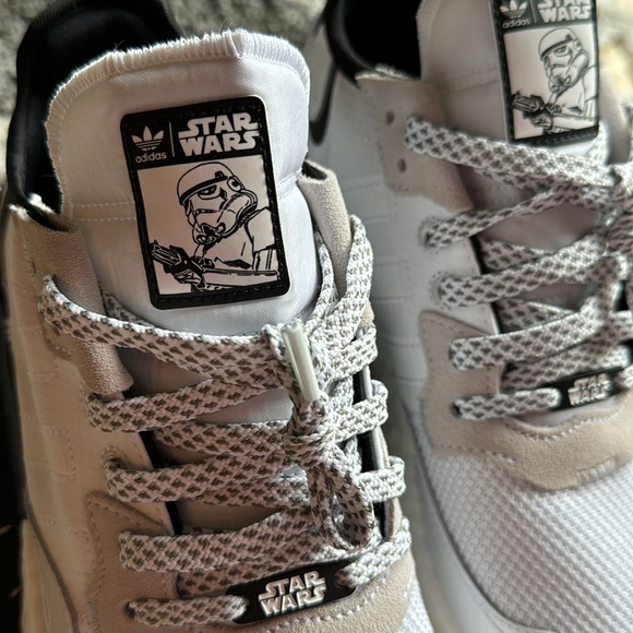 [NEW] Star Wars - Adidas Nite Jogger (Size 10) - Picture 3 of 9